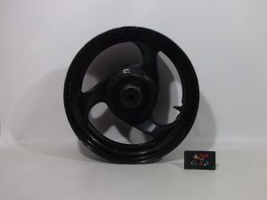 LLANTA TRASERA YAMAHA TMAX 2001/03